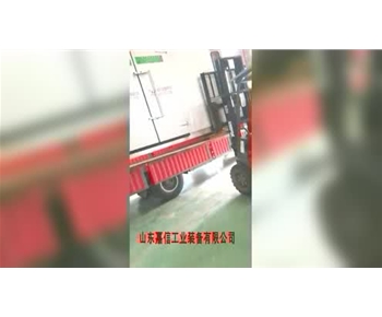 設備裝貨現場(chǎng)待發(fā)貨